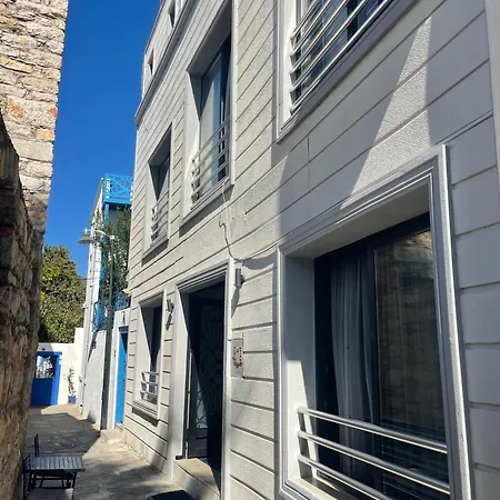 Bella Mila Suit Apartmanhotel